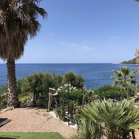 Pieds Dans L Eau Feriehus *