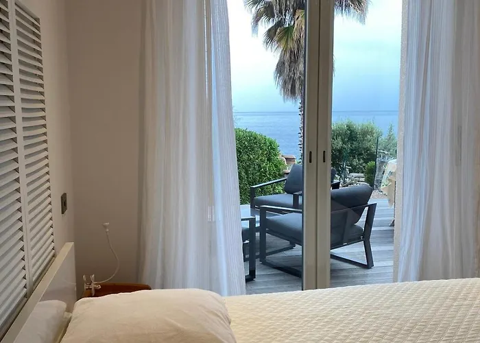 Ferienhaus Pieds Dans L Eau