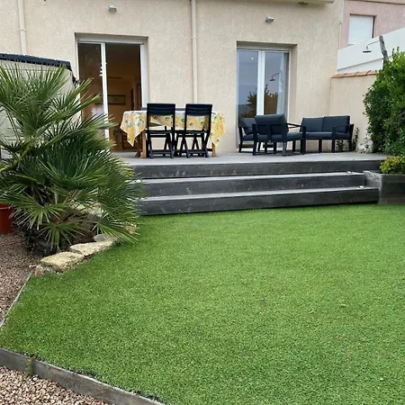 Pieds Dans L Eau Holiday home *