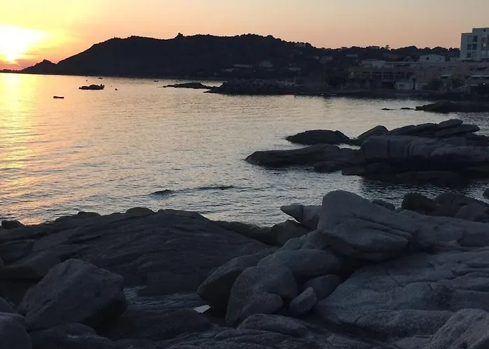 Pieds Dans L Eau Casaglione